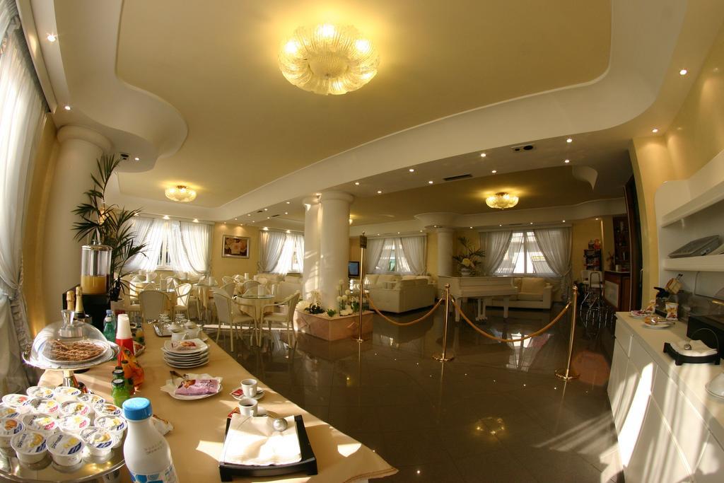 Hotel Luxor Casoria Esterno foto