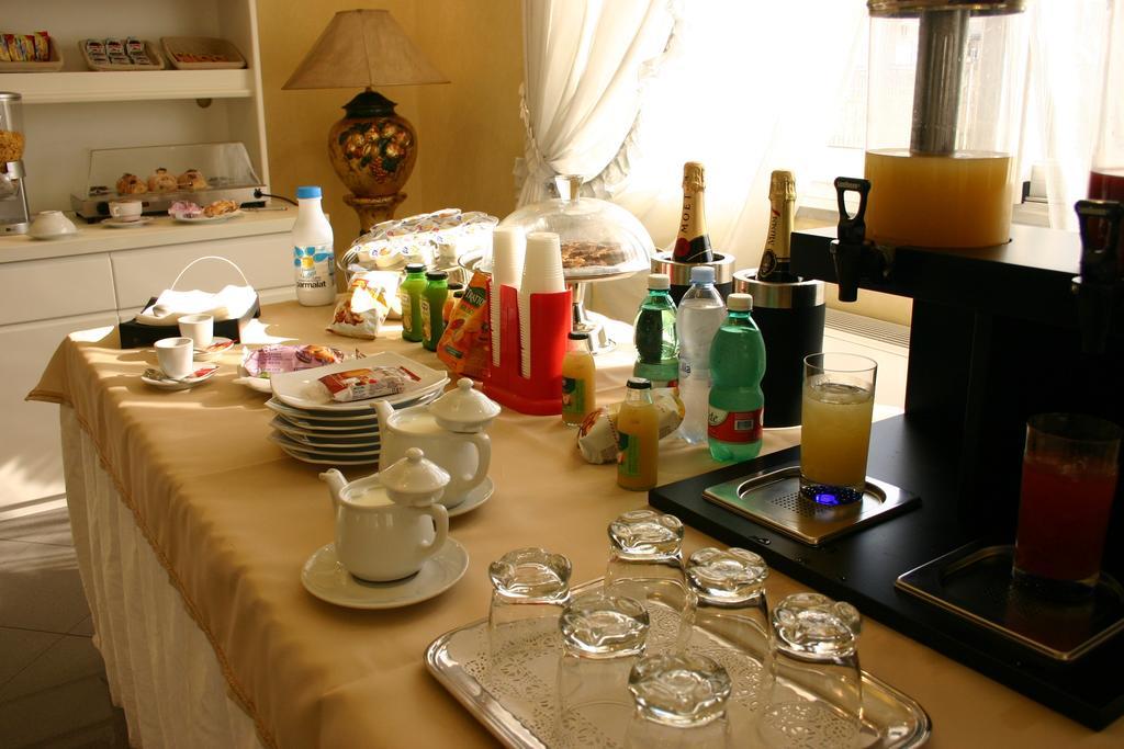 Hotel Luxor Casoria Esterno foto