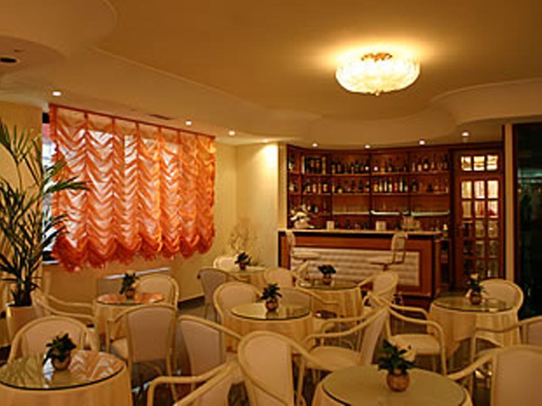 Hotel Luxor Casoria Esterno foto